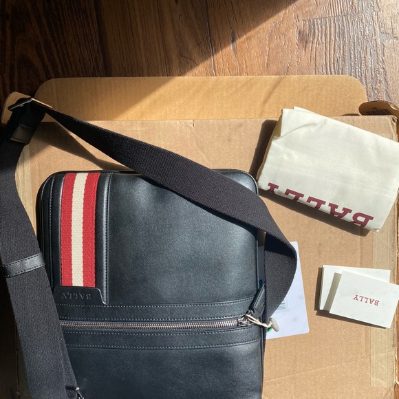 Bally - Picture 3 of 5